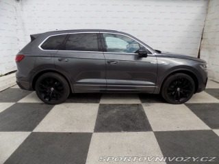 Volkswagen Ostatní modely Touareg 3.0TDI/R-Line/4x4/AT/Matr 2018