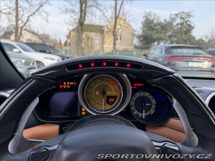 Ferrari California T 3,9 V8 412 kW 2017