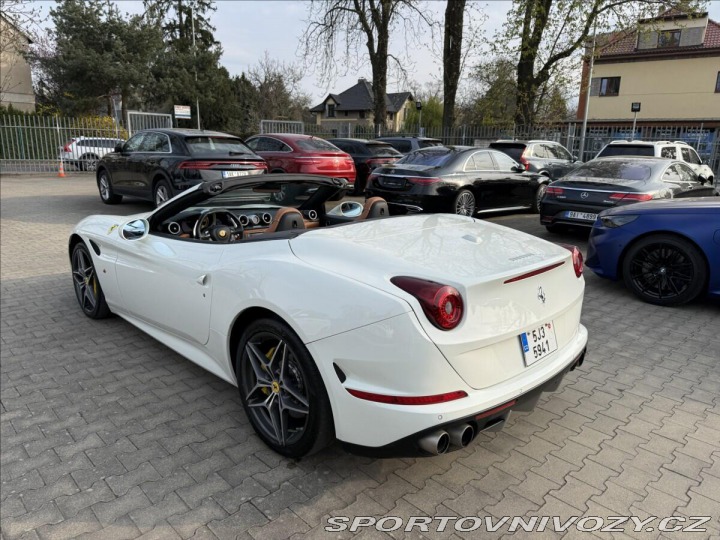 Ferrari California T 3,9 V8 412 kW 2017
