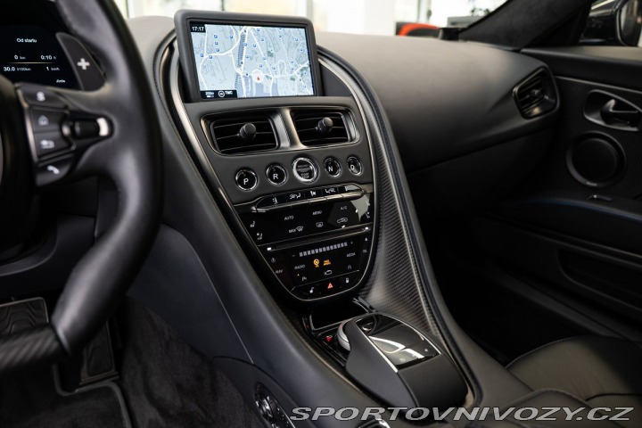 Aston Martin DBS 2023