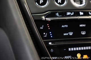 Aston Martin DBS 2023