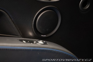 Aston Martin DBS 2023