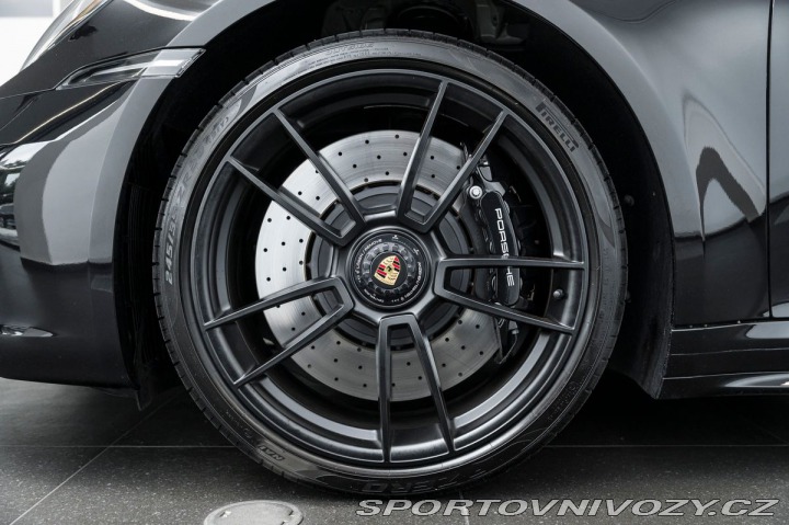 Porsche 911 Carrera GTS Cabriolet/BOS 2022