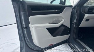 Porsche Macan 4 2025