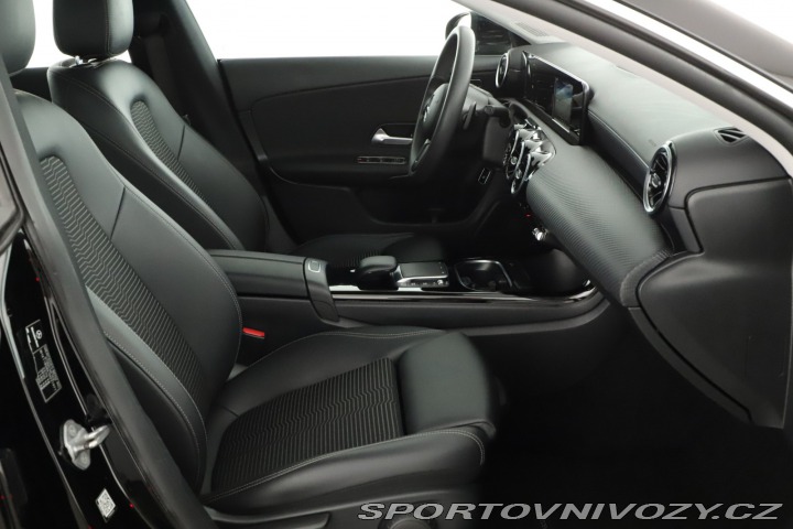 Mercedes-Benz CLA 250 e 2021