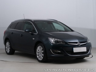 Opel Astra 2.0 CDTI 2014