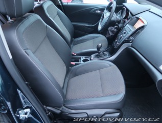 Opel Astra 2.0 CDTI 2014