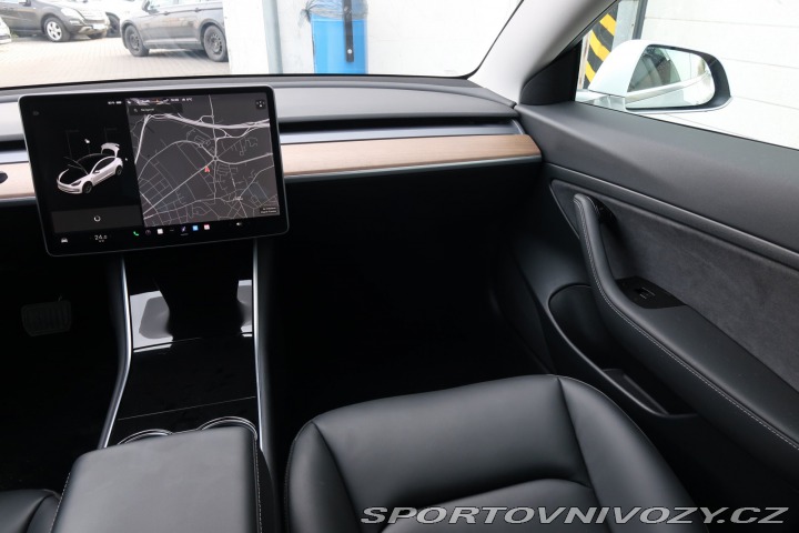 Tesla Model 3 Std Range Plus 52kWh 2020