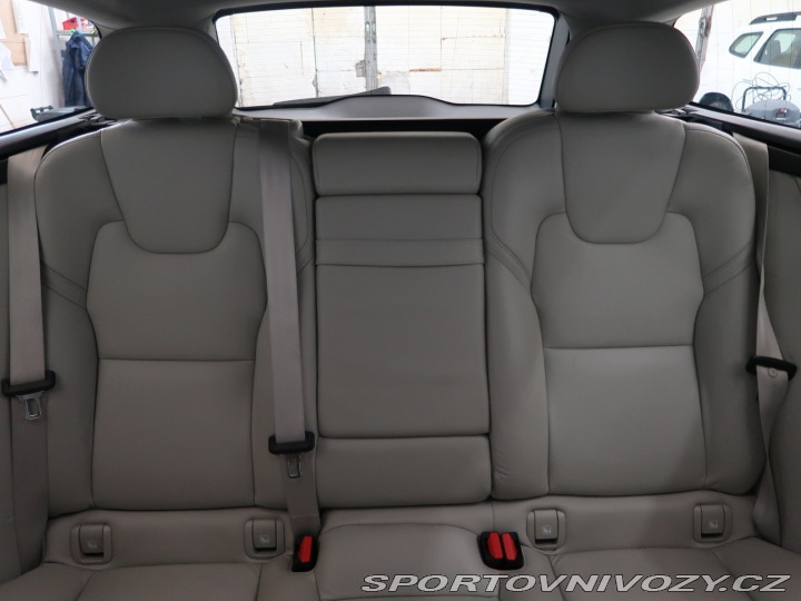 Volvo V90 D5 AWD 2017