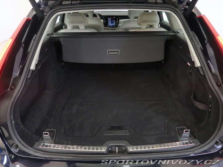 Volvo V90 D5 AWD 2017