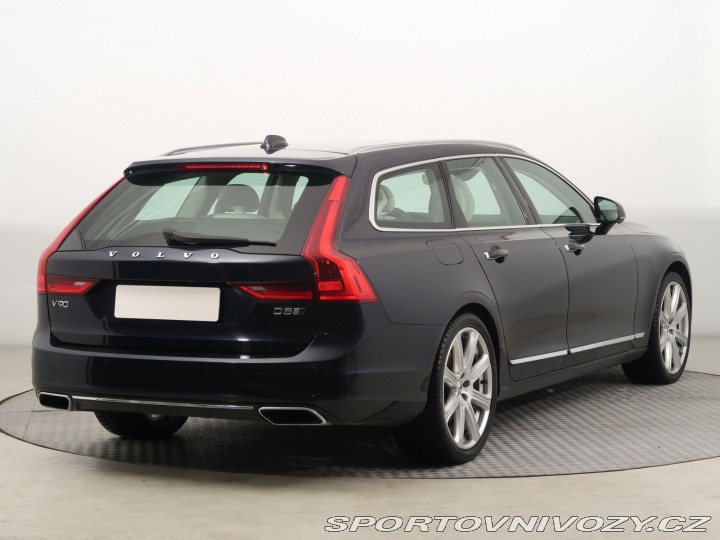 Volvo V90 D5 AWD 2017