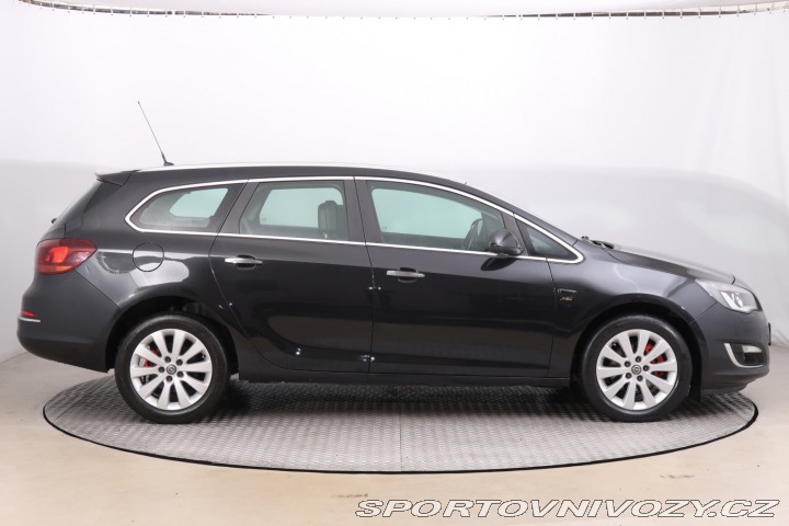 Opel Astra 2.0 CDTI 2012