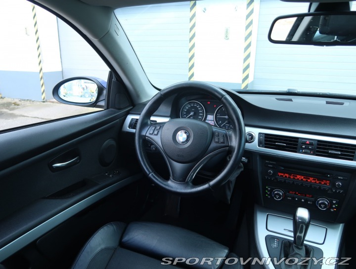 BMW 3 320 d 2010