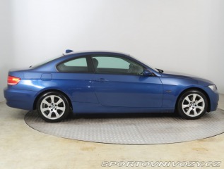 BMW 3 320 d 2010