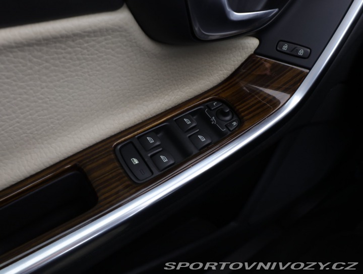 Volvo S60 D5 AWD 2010