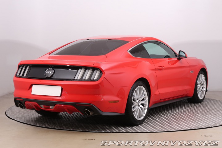 Ford Mustang GT V8 5.0 2016