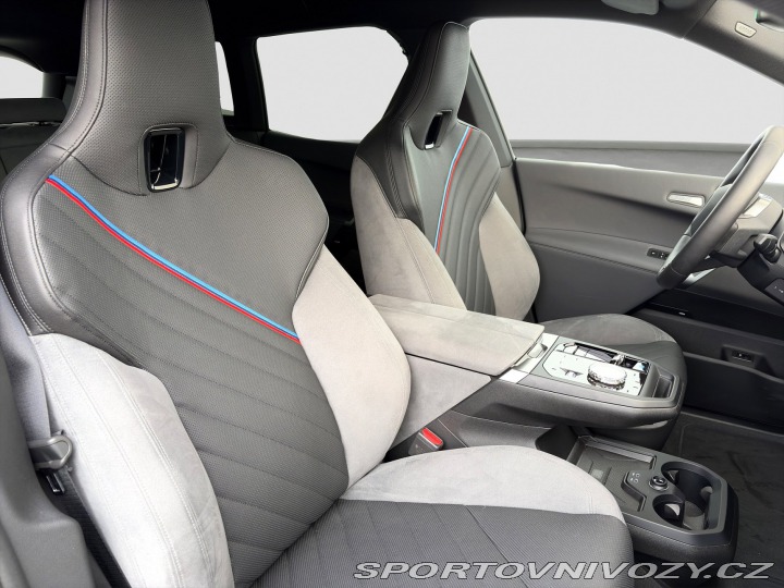 BMW iX xDrive60 1800