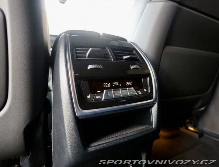 BMW XM 4.4 V8 ehybrid 480 KW, A 2023