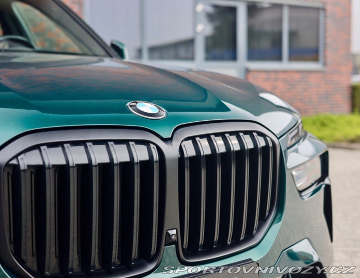 BMW X7 ALPINA XB7 4.4 V8 Skylou 2023