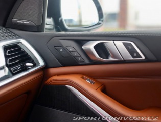 BMW X7 ALPINA XB7 4.4 V8 Skylou 2023