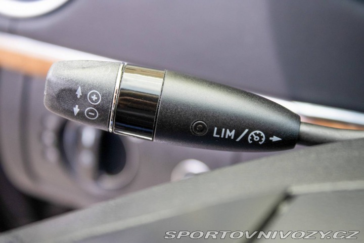 Mercedes-Benz Ostatní modely GL  500 AT7  285kW / NA SPLÁ 2007