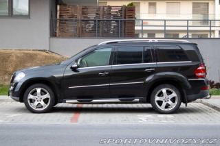 Mercedes-Benz Ostatní modely GL  500 AT7  285kW / NA SPLÁ 2007