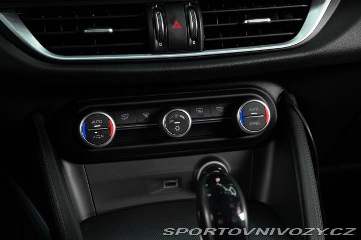 Alfa Romeo Stelvio 2.0 280k Super Q4 A/T 2017