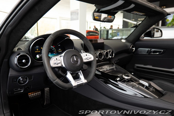 Mercedes-Benz AMG GT Roadster /Keramické brzdy 2020