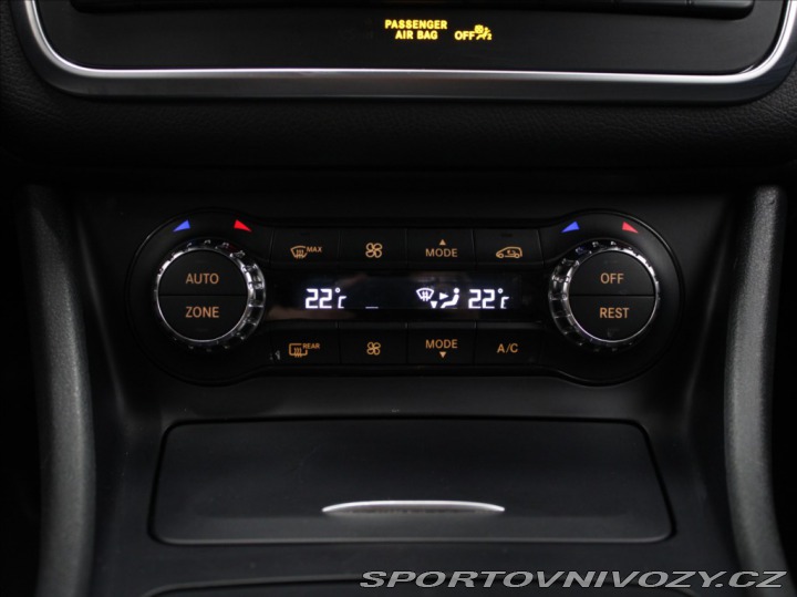 Mercedes-Benz Ostatní modely GLA 2,0 250 4Matic H/K PAMĚŤ 2016