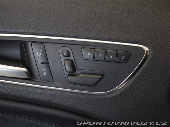 Mercedes-Benz Ostatní modely GLA 2,0 250 4Matic H/K PAMĚŤ 2016