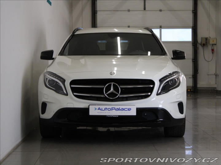 Mercedes-Benz Ostatní modely GLA 2,0 250 4Matic H/K PAMĚŤ 2016