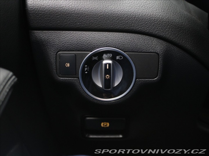 Mercedes-Benz Ostatní modely GLA 2,0 250 4Matic H/K PAMĚŤ 2016