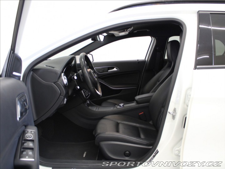 Mercedes-Benz Ostatní modely GLA 2,0 250 4Matic H/K PAMĚŤ 2016