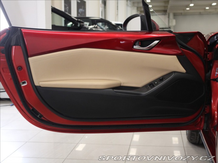 Mazda MX-5 2,0 G184 Béžová kůže 34 2 2020