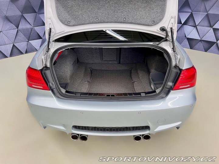 BMW M3 COUPE, NAVIGACE, CARBON, 2011