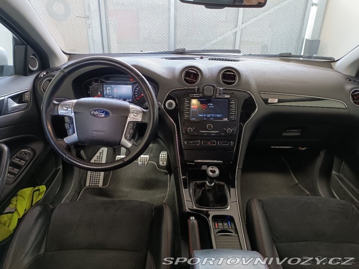 Ford Ostatní modely Mondeo 2,2   TDCi Titanium X 2011