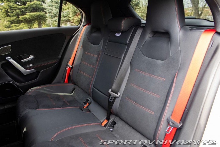 Mercedes-Benz A  1800