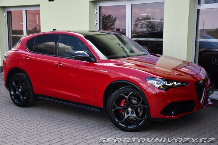 Alfa Romeo Stelvio 2.0TURBO 206kW VELOCE Zad 2024