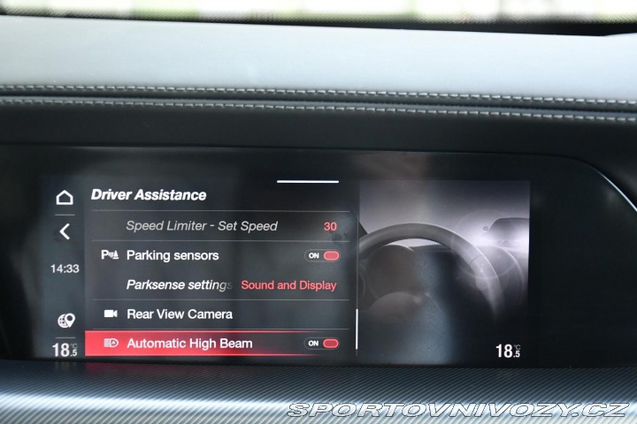 Alfa Romeo Stelvio 2.0TURBO 206kW VELOCE Zad 2024