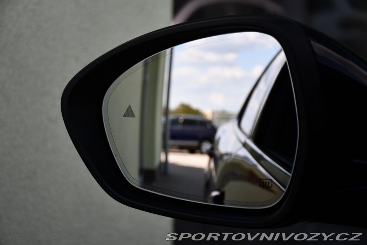 Alfa Romeo Stelvio 2.0TURBO 206kW VELOCE Zad 2024