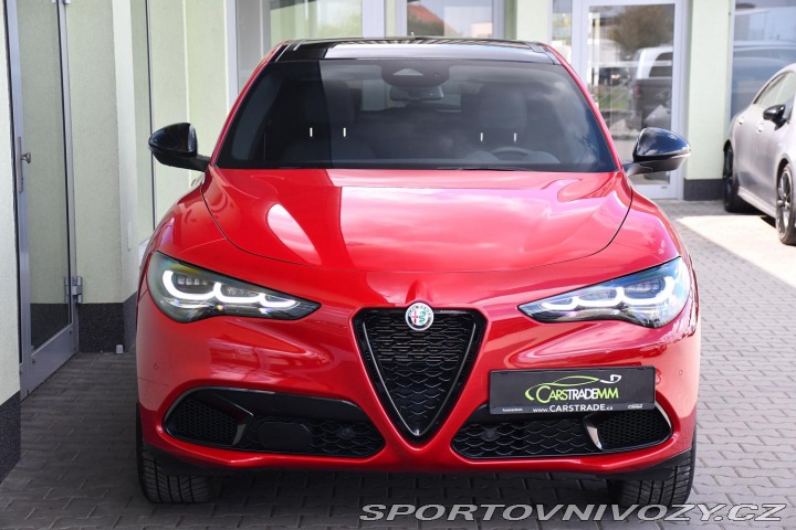 Alfa Romeo Stelvio 2.0TURBO 206kW VELOCE Zad 2024