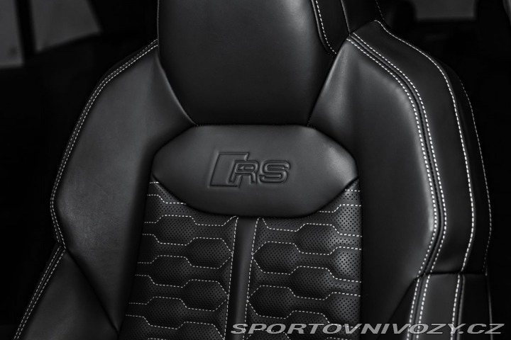 Audi RS Q8 4,0TFSI Masáže Keramiky C 2024