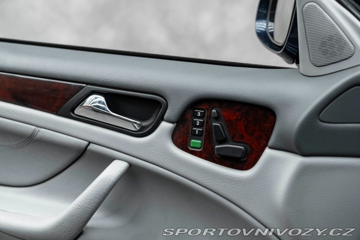 Mercedes-Benz CLK  1999