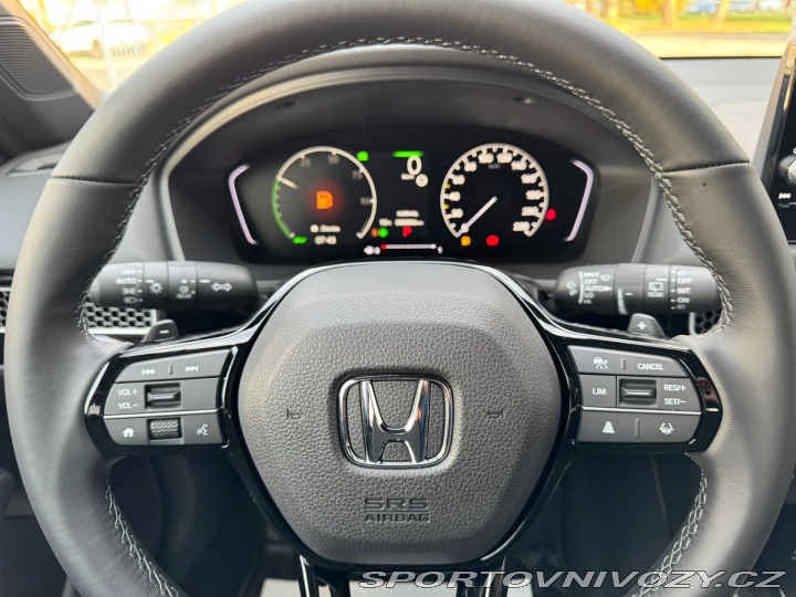 Honda Civic 2.0e:HEV Elegance SKLADEM 2026