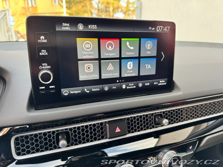 Honda Civic 2.0e:HEV Elegance SKLADEM 2026