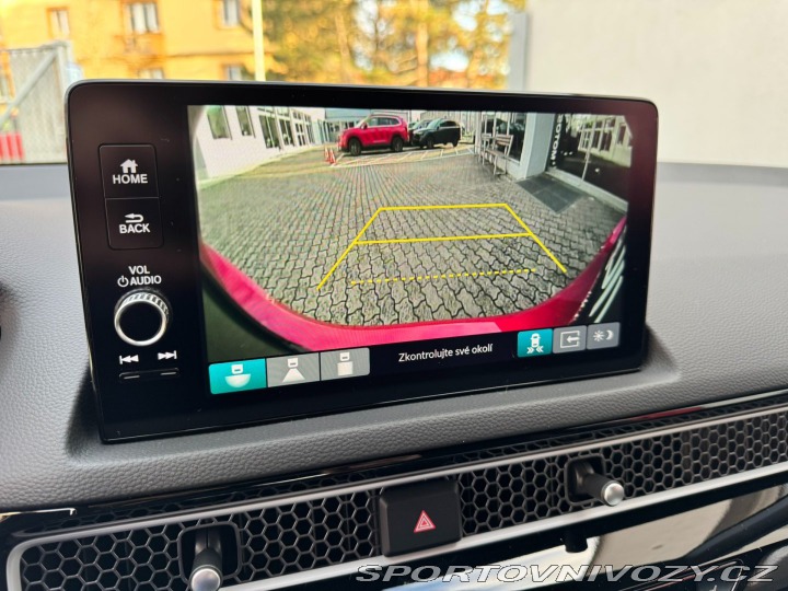 Honda Civic 2.0e:HEV Elegance SKLADEM 2026