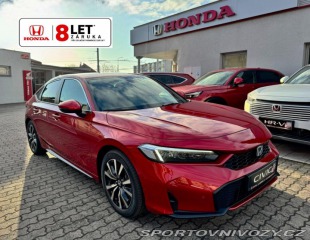 Honda Civic 2.0e:HEV Elegance SKLADEM 2026