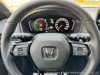Honda Civic 2.0e:HEV Elegance SKLADEM 2026