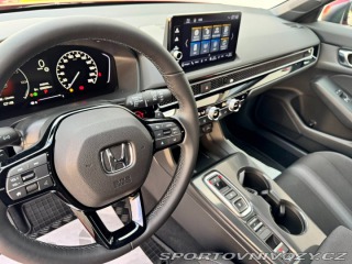 Honda Civic 2.0e:HEV Elegance SKLADEM 2026
