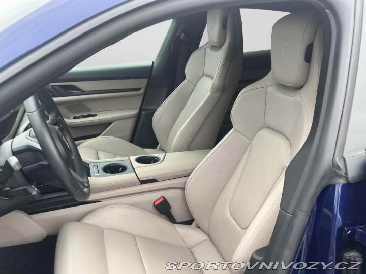 Porsche Taycan Sport Turismo 2025